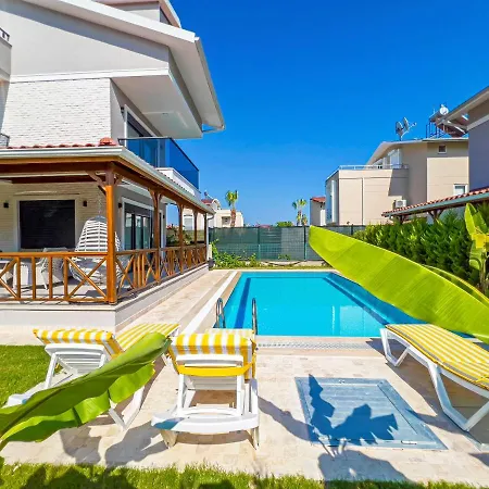 Paradise Town Sillyon Villa *